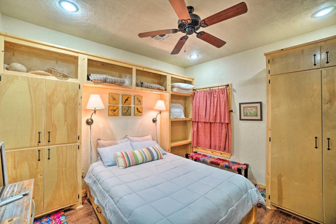 Charming Hilltop Cottage In Medicine Park! Exterior foto