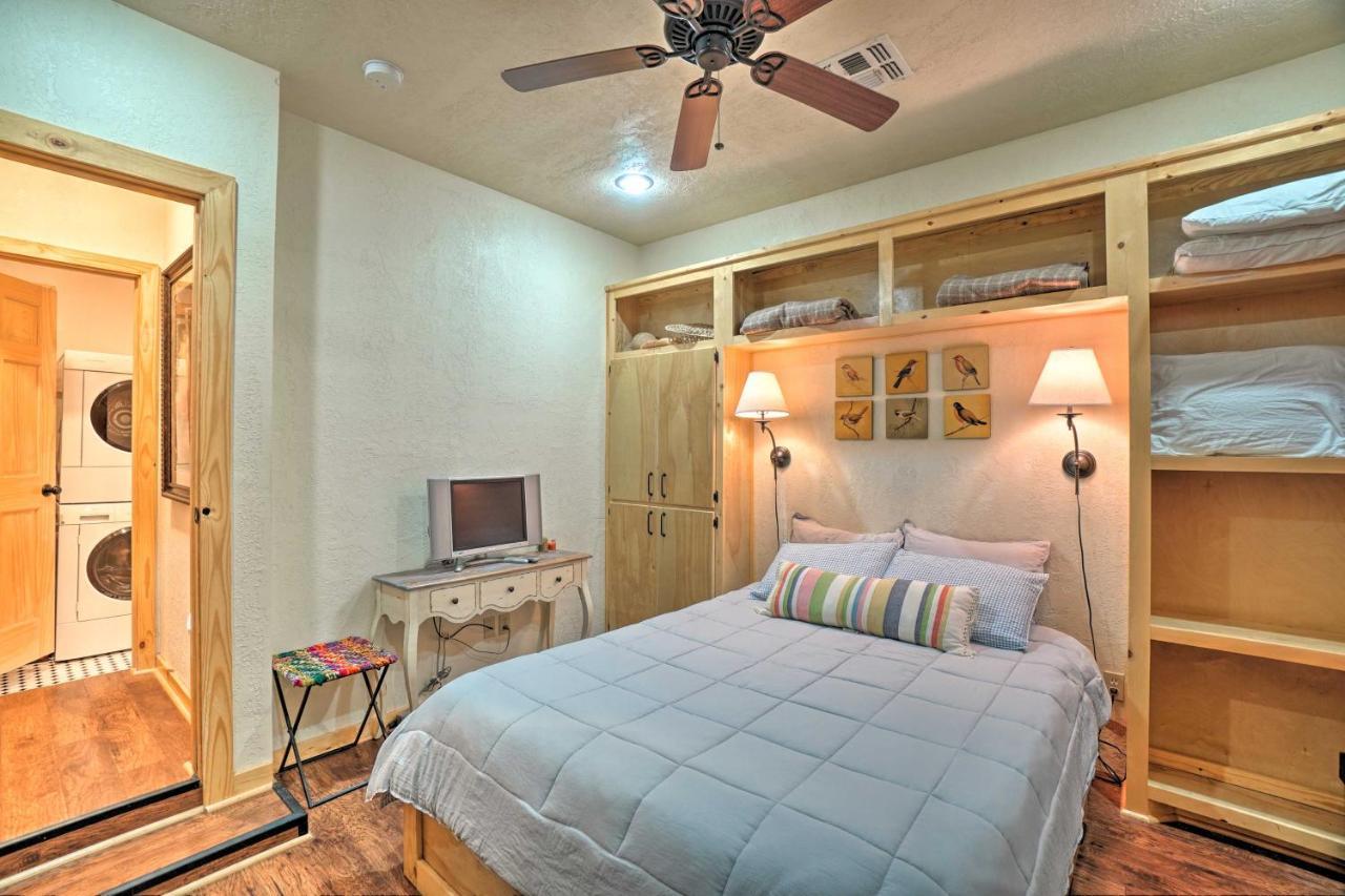 Charming Hilltop Cottage In Medicine Park! Exterior foto